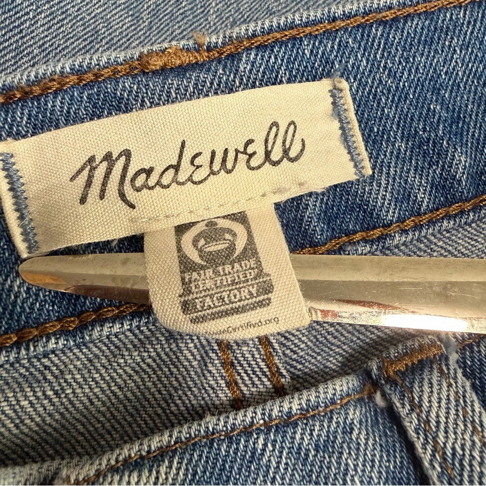 Madewell Perfect Vintage Crop Jean 25 Light Wash Distressed Raw Hem - Picture 6 of 8
